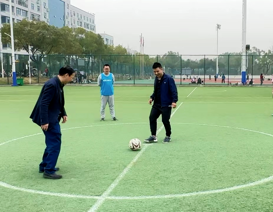 1740737299870256.png 1740737299870256.png